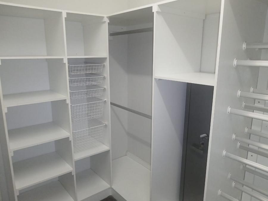 To Let 3 Bedroom Property for Rent in Hillsboro Free State